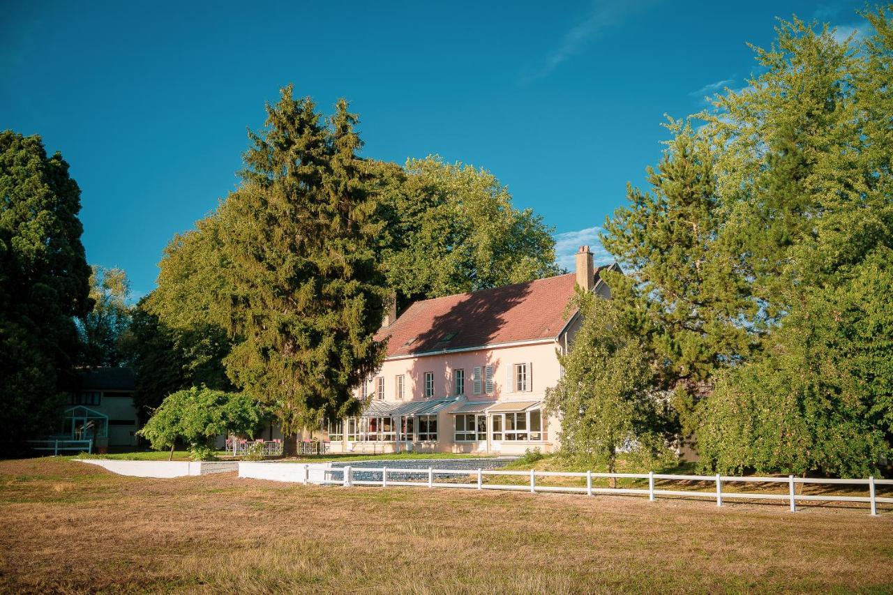 Logis Auberge Du Port Bazeilles Buitenkant foto